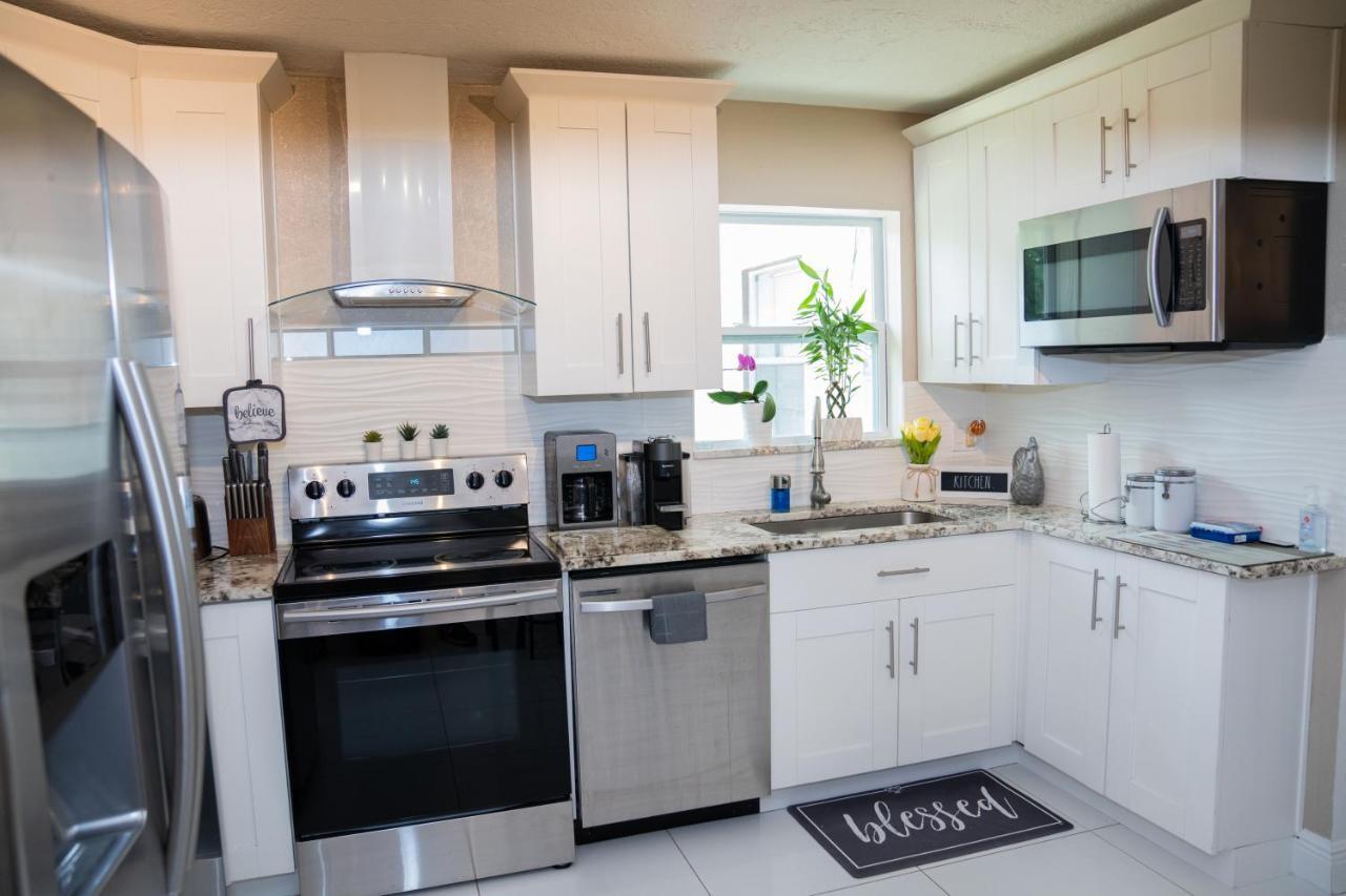 Light & Cozy House In Pompano Beach - Bbq, Patio, Parking 外观 照片